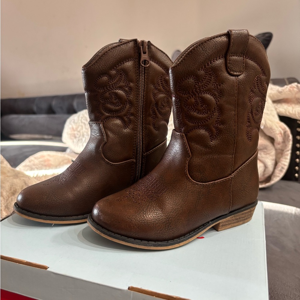 Cat & Jack Brown Girls' Floral Stitch Western Boots